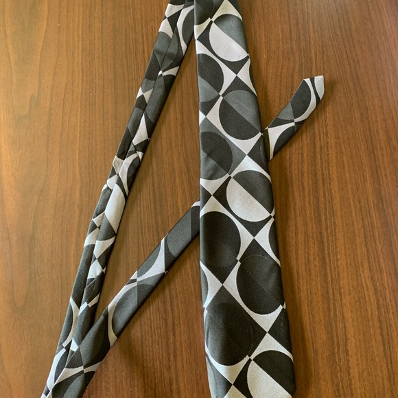 George Martin Men Tie - Picture 4 of 5